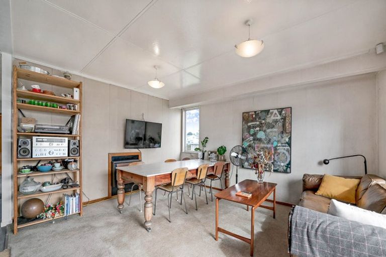 Photo of property in 74 Cranmere Crescent, Mangere East, Auckland, 2024