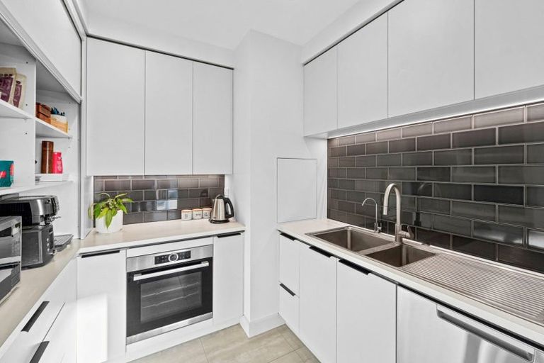 Photo of property in 23 Forstera Way, Papamoa Beach, Papamoa, 3118