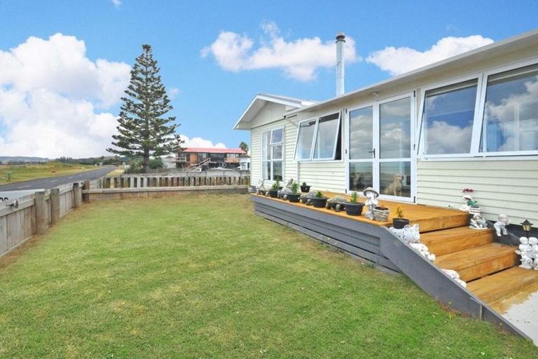 Photo of property in 875 East Coast Road, Kaiaua, Pokeno, 2473