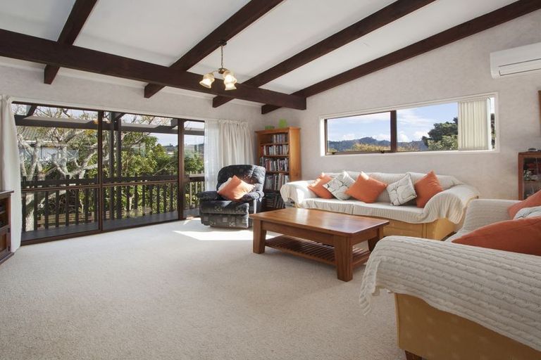 Photo of property in 10 Patterson Place, Waihi Beach, 3611