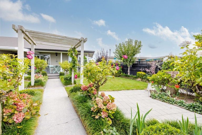 Photo of property in 31 Fife Crescent, Tamatea, Napier, 4112