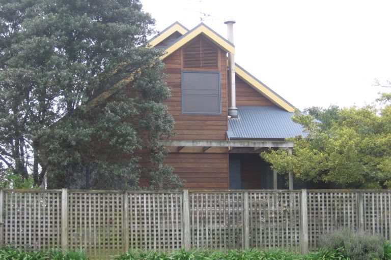Photo of property in 53 Oceanbeach Road, Mount Maunganui, 3116