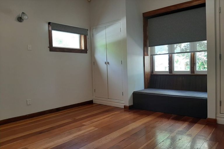 Photo of property in 31 Garelja Road, Henderson, Auckland, 0612