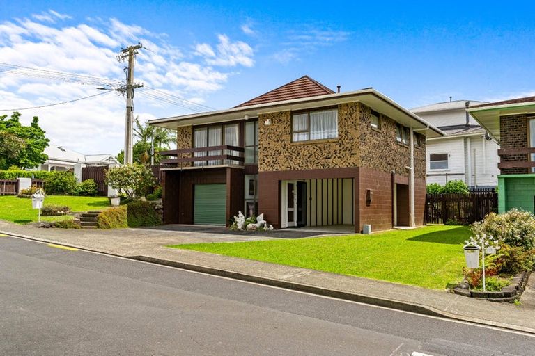 Photo of property in 21-23 Rurumoki Street, Regent, Whangarei, 0112