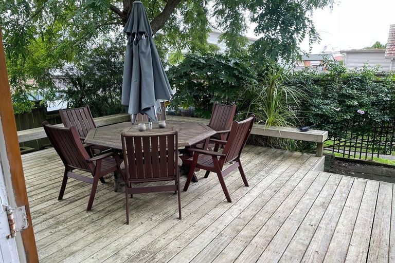 Photo of property in 21 Hobson Street, Maeroa, Hamilton, 3200