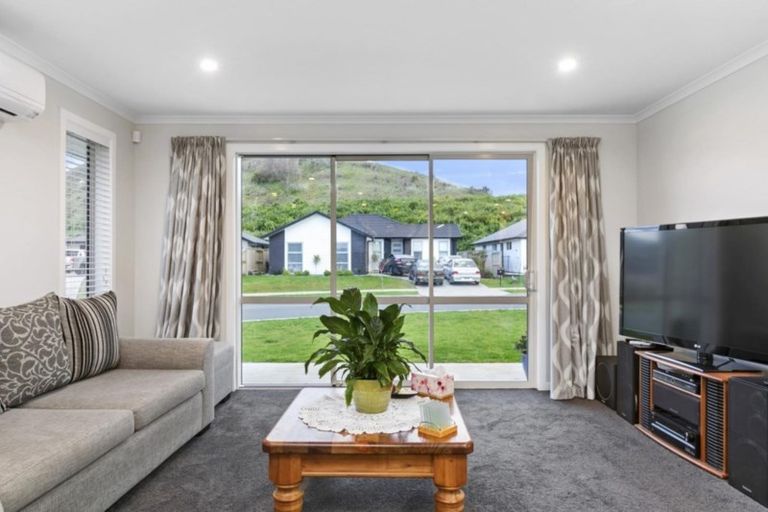 Photo of property in 52 Awataha Crescent, Pyes Pa, Tauranga, 3110