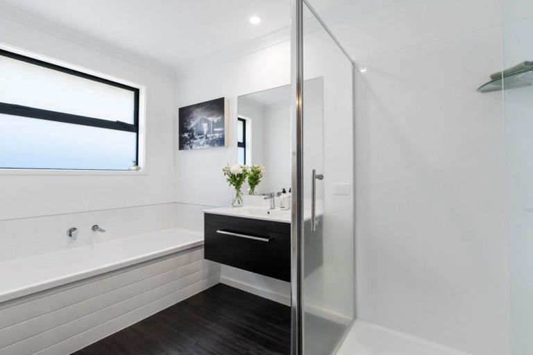 Photo of property in 77 The Boulevard, Papamoa Beach, Papamoa, 3118