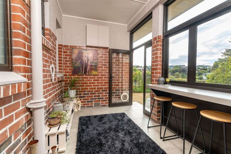 Photo of property in 6 Essex Street, Balclutha, 9230