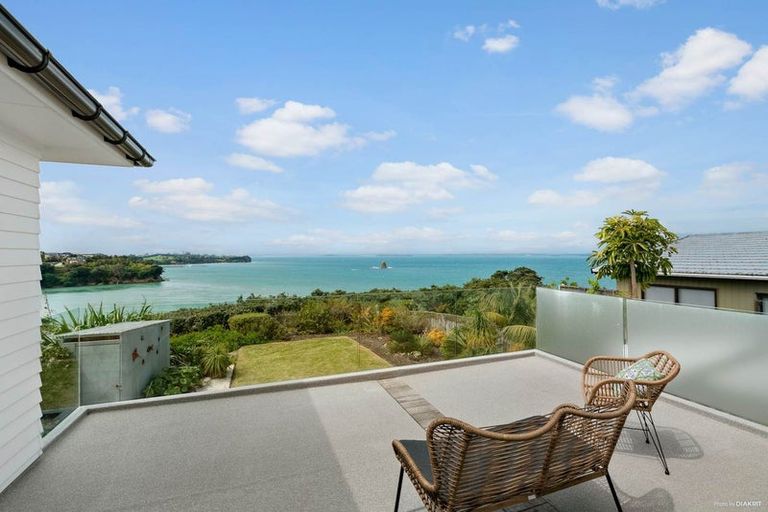 Photo of property in 1003 Whangaparaoa Road, Tindalls Beach, Whangaparaoa, 0930