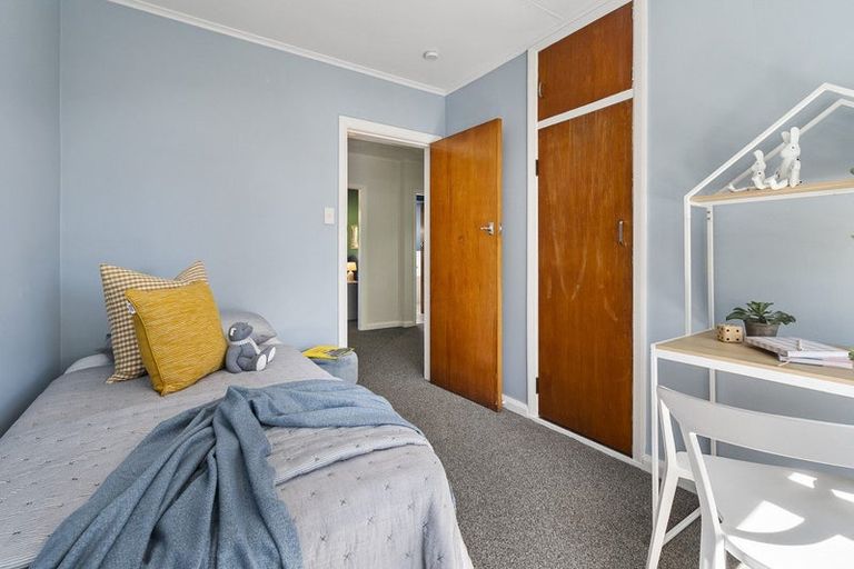 Photo of property in 18 Kent Crescent, Awapuni, Palmerston North, 4412