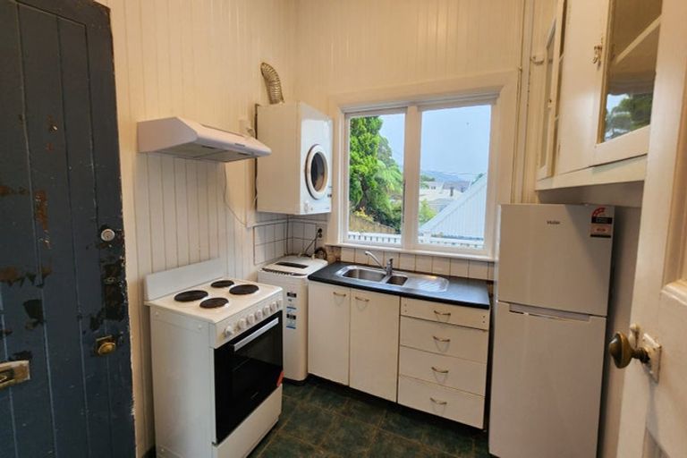Photo of property in 21 Central Terrace, Kelburn, Wellington, 6012