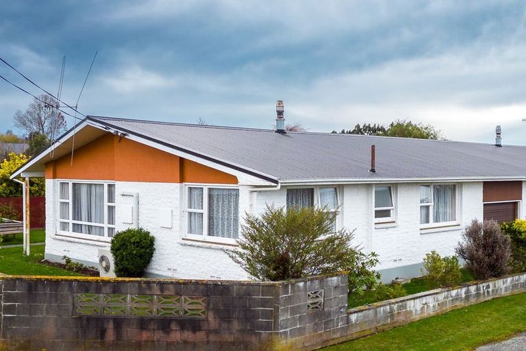 Photo of property in 16 Opie Street, Waimate, 7924