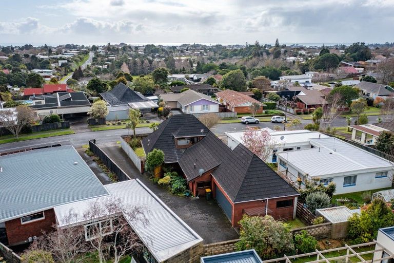 Photo of property in 23 Wesley Avenue, Frankleigh Park, New Plymouth, 4310
