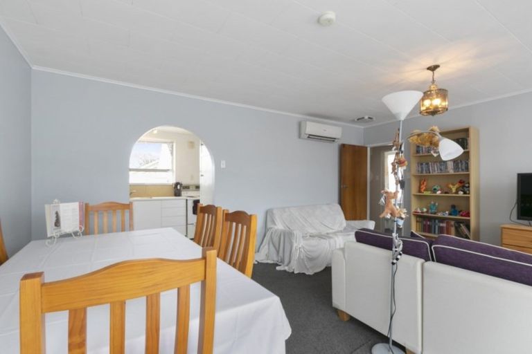 Photo of property in 252a Wellington Road, Wainuiomata, Lower Hutt, 5014