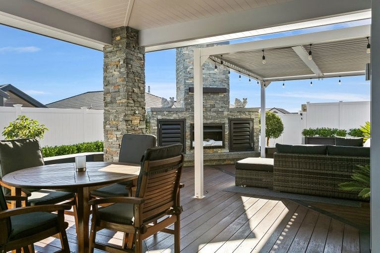 Photo of property in 1 Maunganamu Drive, Wharewaka, Taupo, 3330