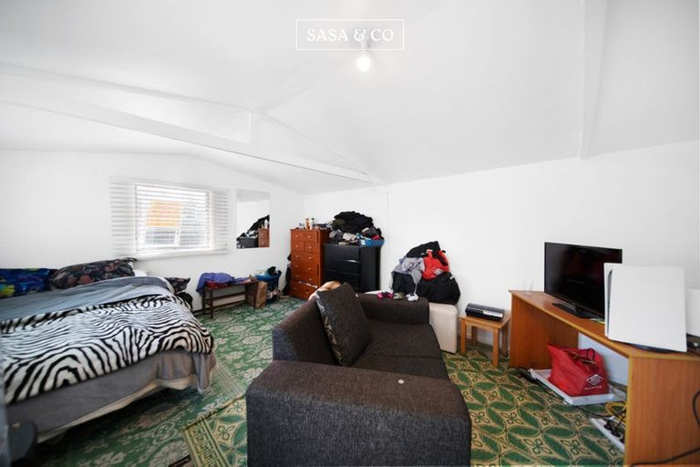 Photo of property in 3 Hallberry Road, Mangere East, Auckland, 2024