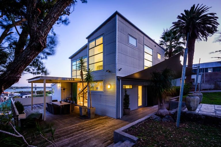 Photo of property in 75a Arthur Street, Onehunga, Auckland, 1061