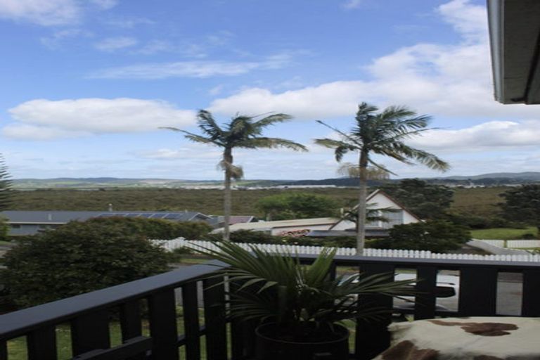Photo of property in 10 Arawa Place, Onerahi, Whangarei, 0110