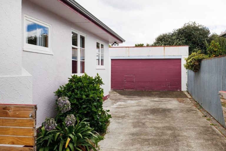 Photo of property in 8 Duff Crescent, Highbury, Palmerston North, 4412