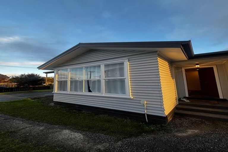 Photo of property in 23 Camden Street, Redwood, Christchurch, 8051