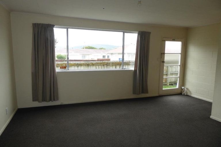 Photo of property in 1/62 Martin Street, Wallaceville, Upper Hutt, 5018