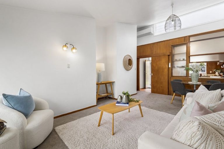 Photo of property in 5/6 North Avenue, Narrow Neck, Auckland, 0624