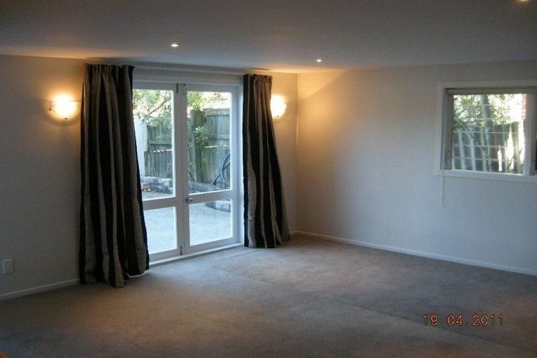 Photo of property in 22 Morton Avenue, Forrest Hill, Auckland, 0620