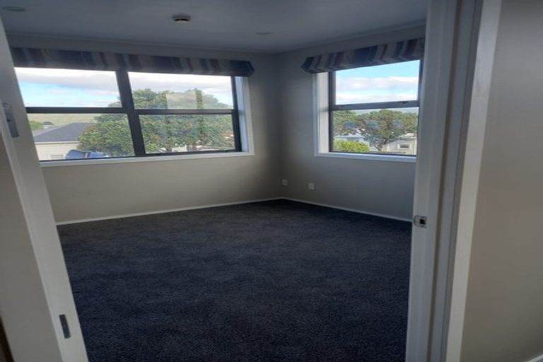 Photo of property in Petone Dental Centre, 1/374 Jackson Street, Petone, Lower Hutt, 5012