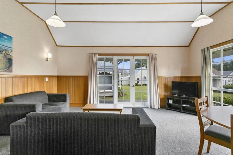 Photo of property in 6/30 Sorrento Drive, Rangatira Park, Taupo, 3330
