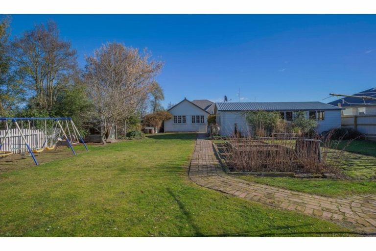 Photo of property in 28 Davie Street, Temuka, 7920