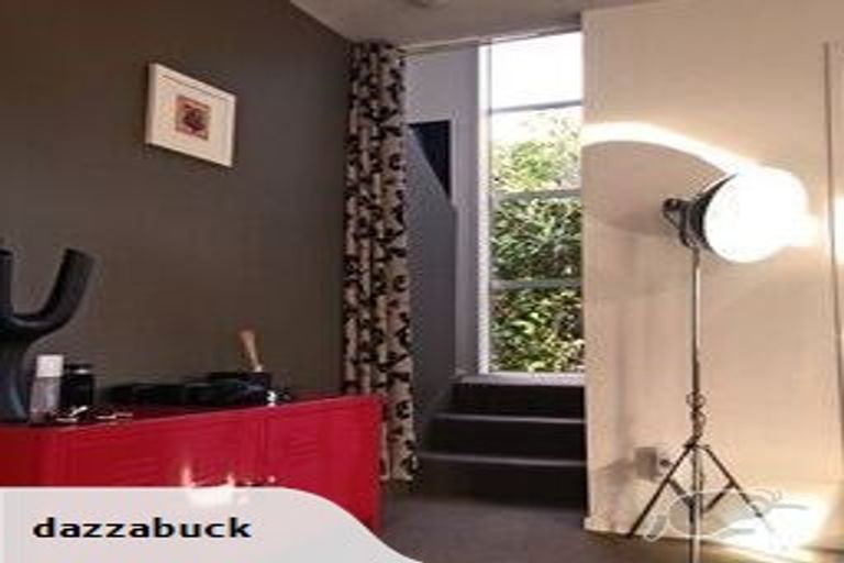 Photo of property in 6 Glentui Grove, Khandallah, Wellington, 6035