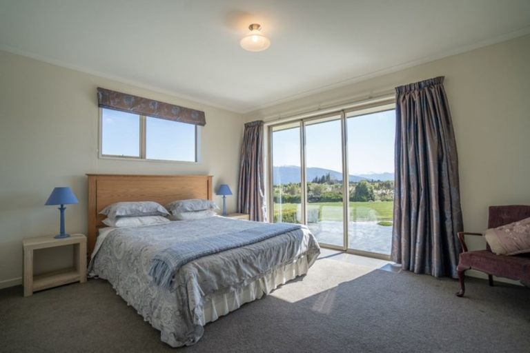 Photo of property in 9 Black Lane, Te Anau, 9672