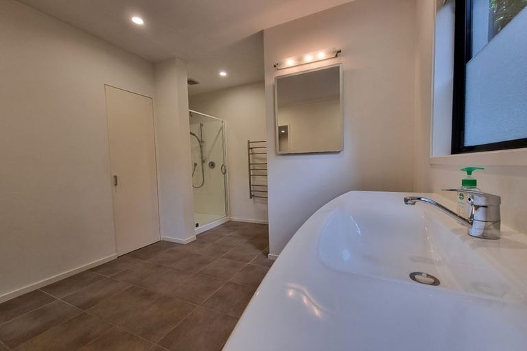 Photo of property in 22 Learmonth Avenue, Birkenhead, Auckland, 0626