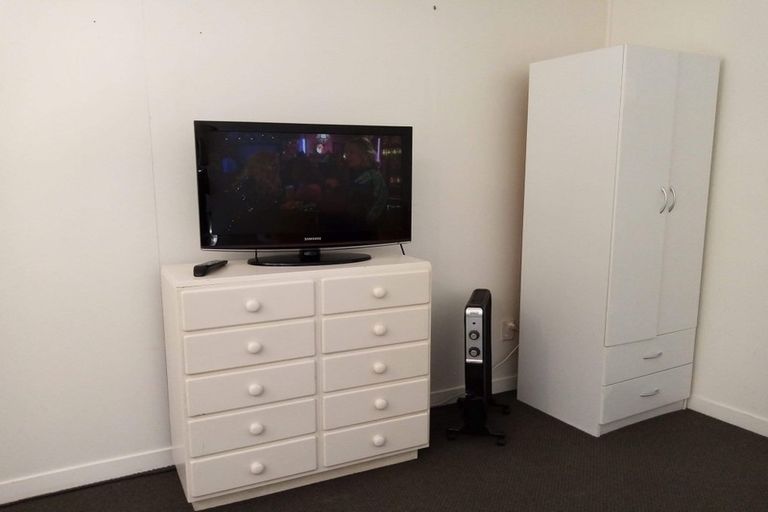 Photo of property in 23a Elizabeth Place, Ferndale, New Plymouth, 4310