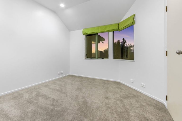 Photo of property in 88a Aberdeen Road, Campbells Bay, Auckland, 0620