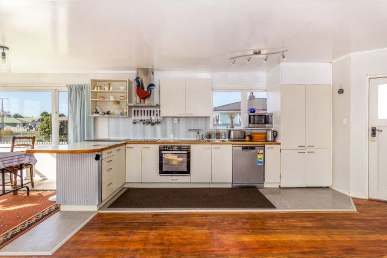 Photo of property in 83 Wycliffe Street, Onekawa, Napier, 4110