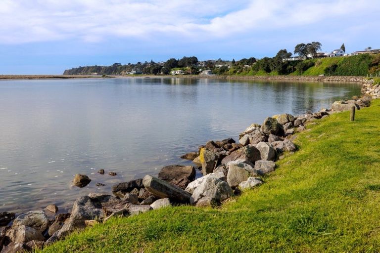 Photo of property in 16 Little Waihi Road, Maketu, Te Puke, 3189