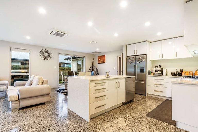 Photo of property in 5 Meadowbank Rise, Bethlehem, Tauranga, 3110