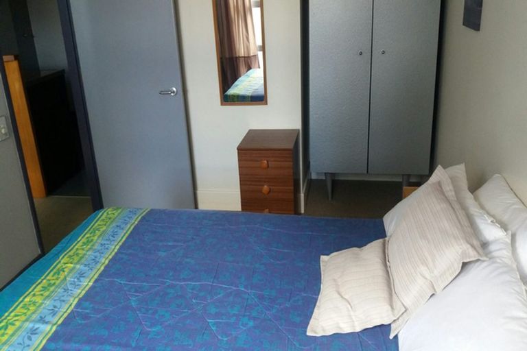 Photo of property in St Pauls Apartments, 42/43 Mulgrave Street, Thorndon, Wellington, 6011