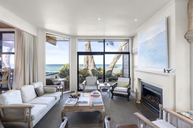 Photo of property in 18a Marellen Drive, Red Beach, 0932