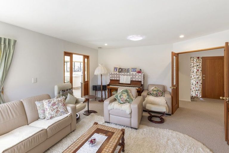 Photo of property in 53b Memorial Avenue, Ilam, Christchurch, 8053