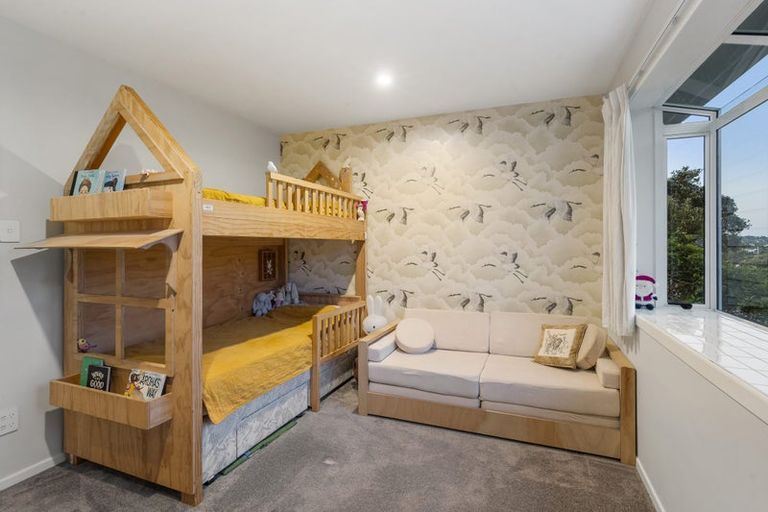 Photo of property in 93 Taylor Road, Mangere Bridge, Auckland, 2022