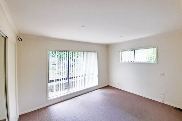 Photo of property in 11 Luna Place, Henderson, Auckland, 0612