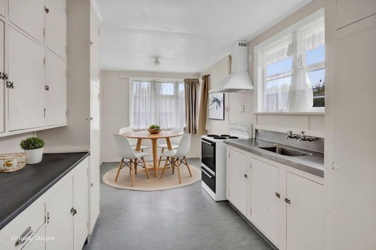 Photo of property in 61 Parsons Street, Frankleigh Park, New Plymouth, 4310