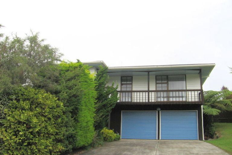 Photo of property in 30 Oriel Avenue, Tawa, Wellington, 5028