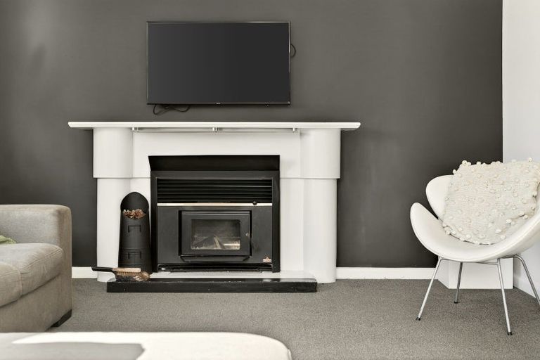 Photo of property in 163 Condell Avenue, Papanui, Christchurch, 8053