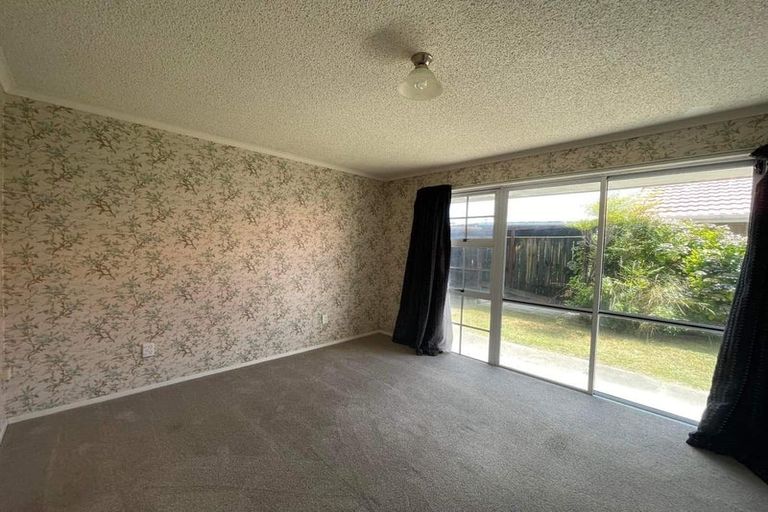 Photo of property in 16 Peace Street, Fenton Park, Rotorua, 3010