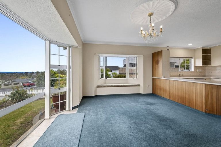 Photo of property in 140 Parklands Avenue, Bell Block, New Plymouth, 4312