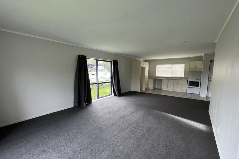 Photo of property in 6 Kora Avenue, Ranui, Auckland, 0612