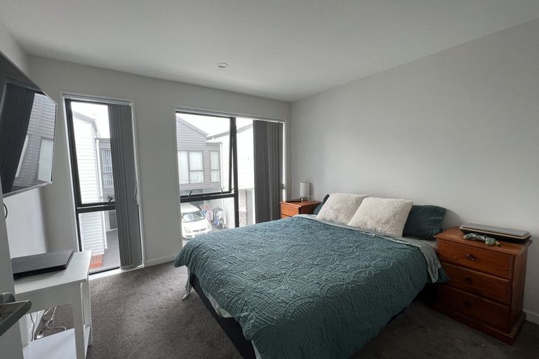 Photo of property in 5/21 Akoranga Drive, Northcote, Auckland, 0627